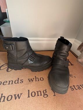 UGG Black Leather boot